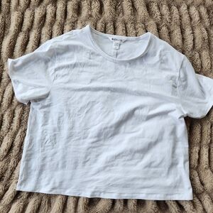 Athleta cropped short sleeve white top